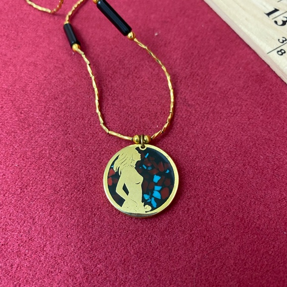 Vintage 70's Artisan's Gold Necklace with Woman and Stones. 18" - Picture 7 of 7